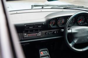 Image 22/60 of Porsche 911 Targa (1996)