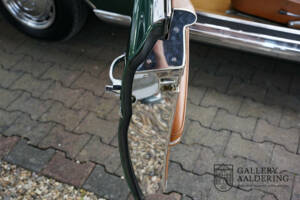 Image 31/50 of Mercedes-Benz 220 SE b (1964)