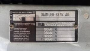 Bild 15/15 von Mercedes-Benz 280 SE (1983)