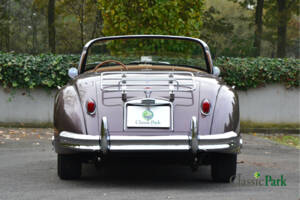 Image 16/50 of Jaguar XK 150 3.4 S OTS (1959)