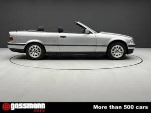 Image 6/15 of BMW 320i (1998)