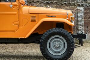 Image 44/50 of Toyota Land Cruiser FJ 40 (1980)