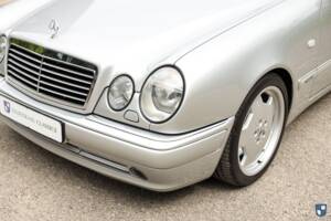 Image 93/98 de Mercedes-Benz E 50 AMG (1996)