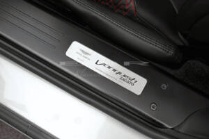 Image 17/43 of Aston Martin Vanquish Zagato (2017)