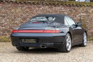 Image 50/50 of Porsche 911 Carrera 4S (2003)