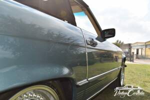 Image 38/75 de Mercedes-Benz 560 SL (1986)