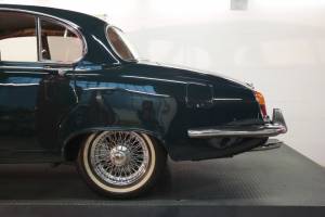 Image 19/29 of Jaguar S-Type 3.4 (1966)