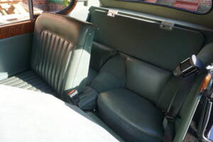 Image 18/26 of Jaguar XK 140 SE FHC (1955)
