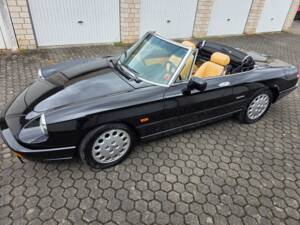 Bild 2/12 von Alfa Romeo 2.0 Spider (1991)