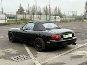 Afbeelding 13/25 van Mazda MX-5 1.6 (2000)