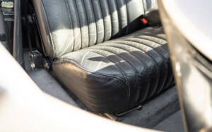 Image 37/53 of Citroën DS 23 Pallas (1972)