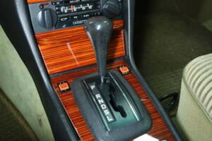 Bild 19/50 von Mercedes-Benz 300 D (1981)