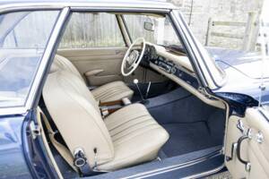 Image 35/44 de Mercedes-Benz 230 SL (1966)