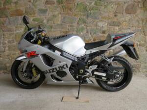 Imagen 2/41 de Suzuki DUMMY (2003)