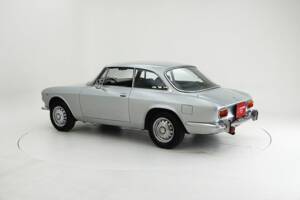 Immagine 4/15 di Alfa Romeo 1750 GT Veloce (1971)