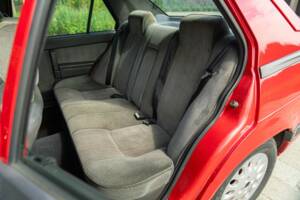 Bild 24/47 von Alfa Romeo 75 1.6 (1991)