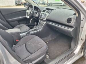 Image 4/15 of Mazda 6 2.0 MZR (2009)