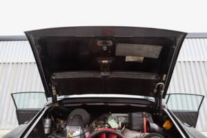 Image 55/108 de Porsche 911 Carrera 3.2 (1989)