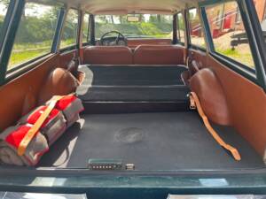 Image 13/16 of Alfa Romeo Giulia 1600 TI Giardinetta (1967)