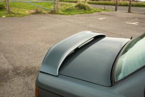 Image 34/50 of BMW 325i (1990)