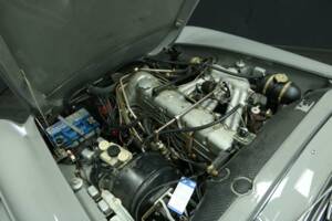 Image 35/50 of Mercedes-Benz 250 SL (1968)