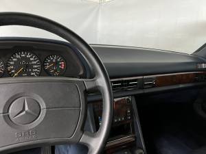 Immagine 7/8 di Mercedes-Benz 560 SEC (1990)