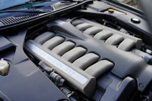 Bild 4/50 von Aston Martin DB 7 Vantage (2001)