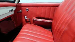 Image 8/31 of Mercedes-Benz 190 SL (1959)