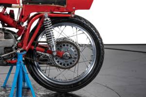 Immagine 10/32 di Aermacchi Harley-Davidson Ala d'oro 250 (1963)