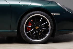 Immagine 13/41 di Porsche 911 Carrera 4S (2008)