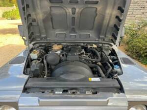 Image 3/50 of Land Rover Defender 90 (2011)