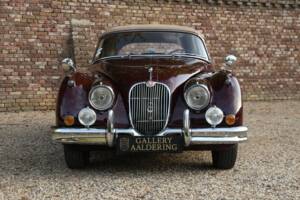 Immagine 7/50 di Jaguar XK 150 SE DHC (1958)