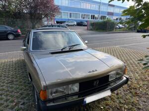 Immagine 1/10 di Peugeot 604 SL V6 (1977)
