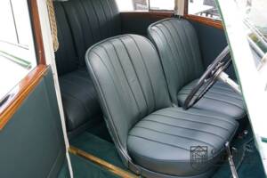 Bild 26/50 von Bentley 3 1/2 Liter Park Ward FHC (1933)