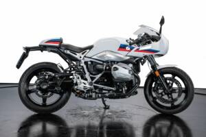 Bild 1/22 von BMW DUMMY (2021)