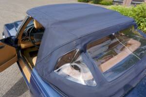 Image 15/36 de Mercedes-Benz 560 SL (1986)