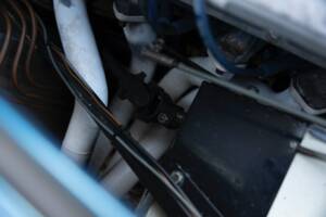 Image 66/68 of Shelby Cobra 289 (1966)
