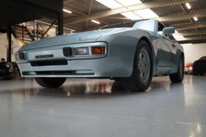 Bild 42/50 von Porsche 944 Turbo (1986)