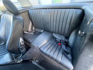 Image 15/21 of Mercedes-Benz 560 SL (1987)