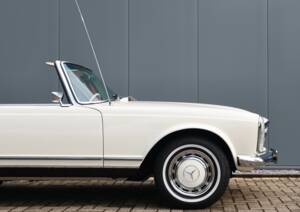 Bild 8/56 von Mercedes-Benz 280 SL (1969)