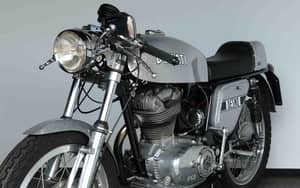 Image 38/64 of Ducati 350 Desmo (1971)