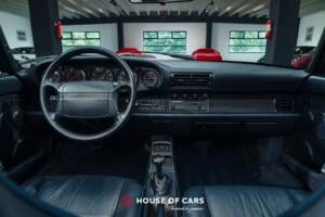 Immagine 18/25 di Porsche 911 Carrera 2 (1993)