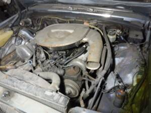 Image 38/38 of Mercedes-Benz 450 SE (1977)