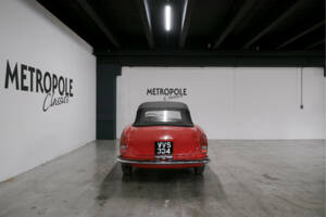 Image 4/21 of Alfa Romeo 2000 Spider (1960)