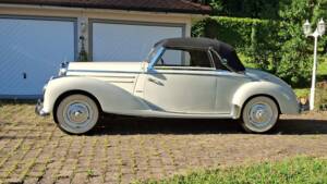 Bild 1/5 von Mercedes-Benz 220 Cabriolet A (1952)