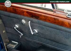 Image 10/15 de Jaguar Mk II 3.4 (1967)