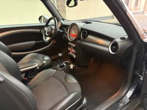 Image 24/45 of Mini Cooper S Clubman (2008)