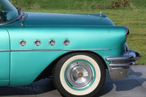 Image 19/50 of Buick 60 Century Riviera (1955)