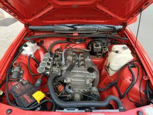 Image 20/42 of Alfa Romeo 75 1.8 (1991)