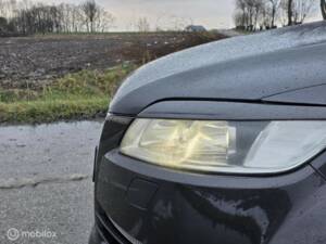 Image 14/50 of Audi Q7 4.2 FSI quattro (2006)